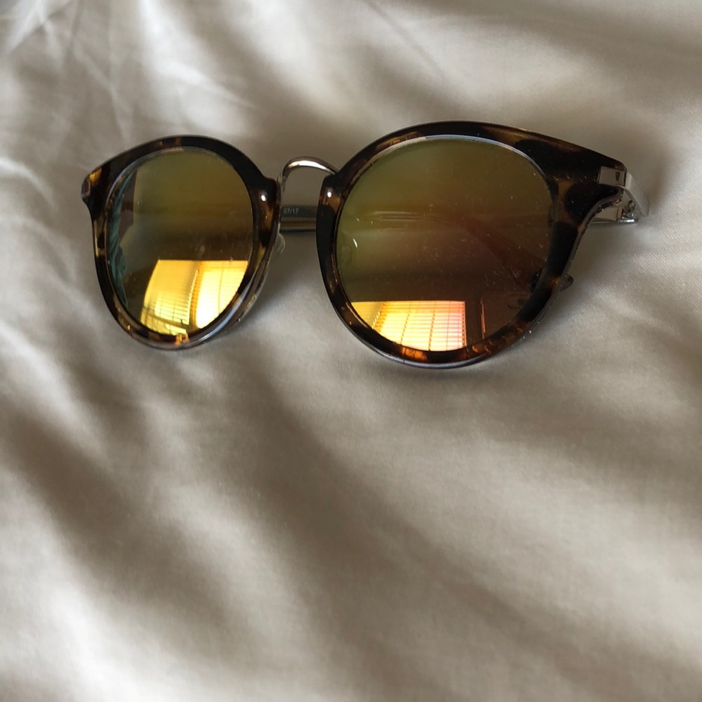 sunglasses